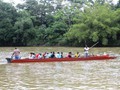 IMG_0310 canoa con personas