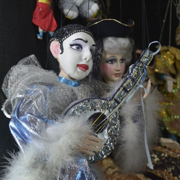 La Colección del Teatro de Marionetas de Jaime Manzur es patrimonio de la Nación