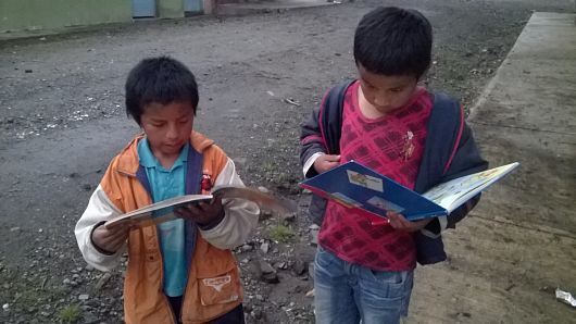 Volver a Colombia un país de lectores, la apuesta del Plan Nacional de Lectura y Escritura ‘Leer es mi cuento’'
