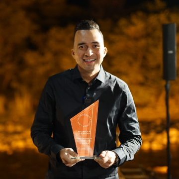 Sergio Luis Rodríguez recibió el galardón de 'Embajador de la Economía Naranja'
