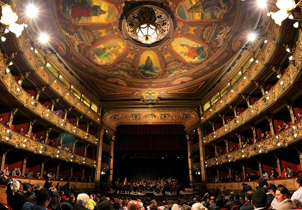 Teatro Colón.jpg